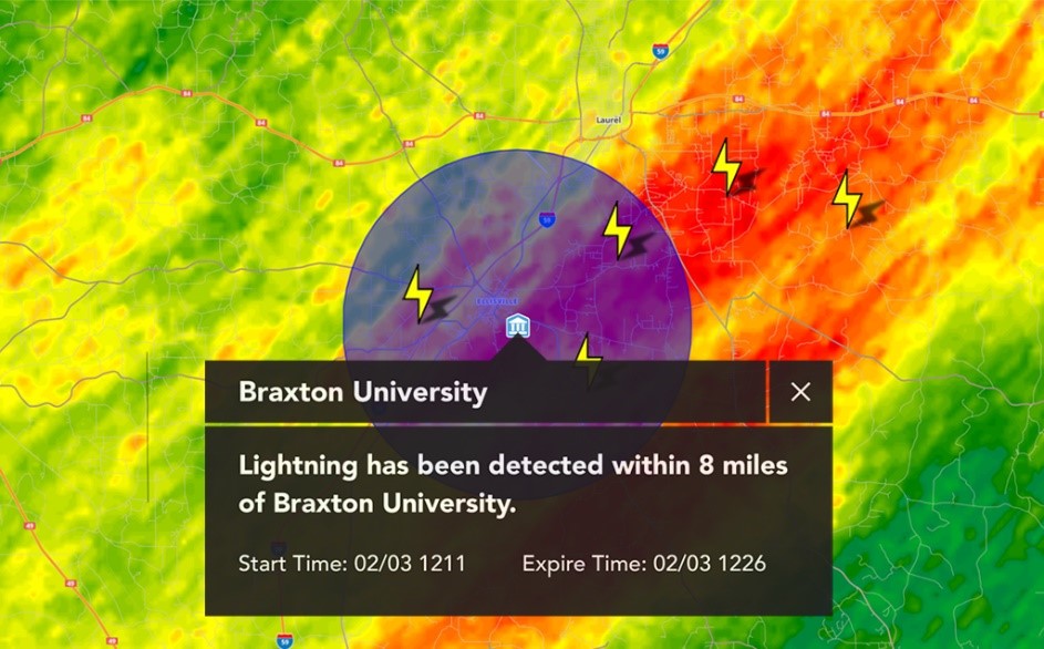  Met Baron Threat Net kunnen gebruikers waarschuwingen instellen voor bliksem op 5, 8, 10, 12 of 15 mijl van een punt. Bliksemgegevens geleverd door ENTLN Lightning.