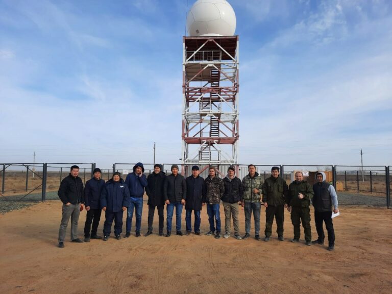 Radar en bemanning Kazachstan